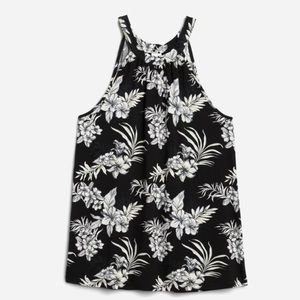 MARKET & SPRUCE

Lana Printed Halter Knit Top
M | Black